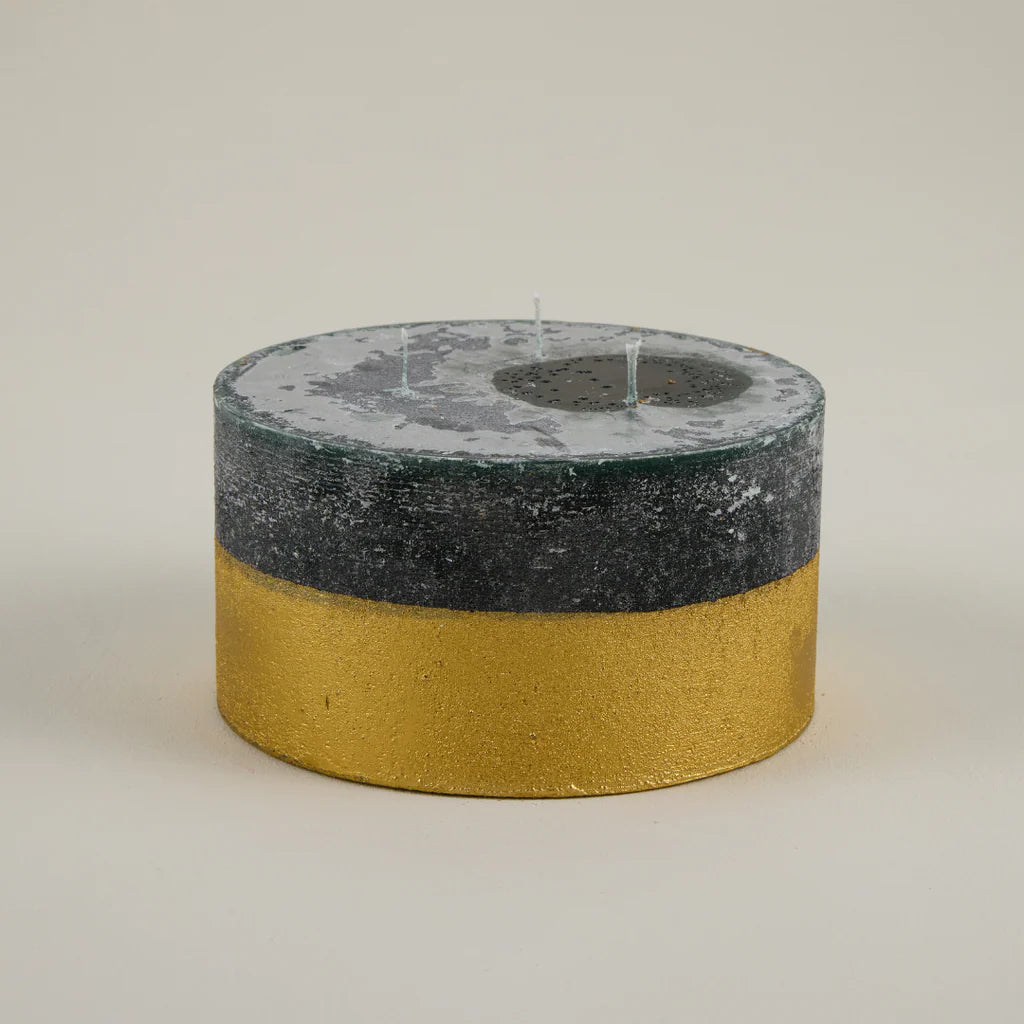 Gold Half Dipped Multiwick Candle Winter Thyme - F00789 - Uneeka