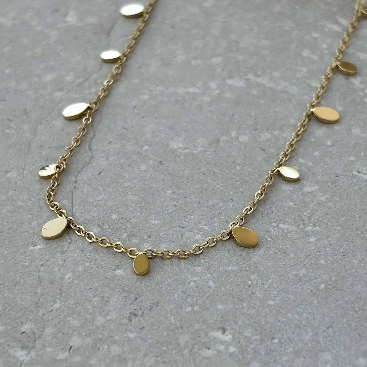 Gold Teardrop Chain Necklace - NCK020 - Uneeka