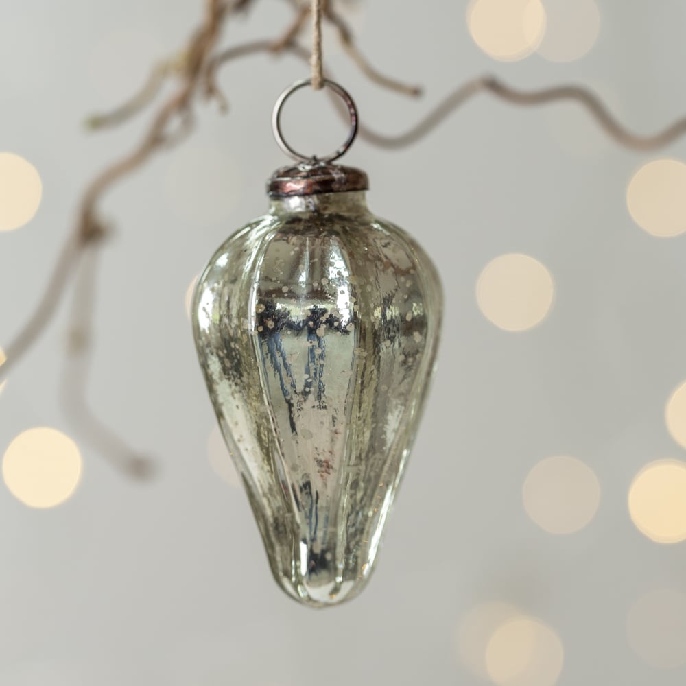 Antique Silver Fluted Bauble - C23630 - Uneeka