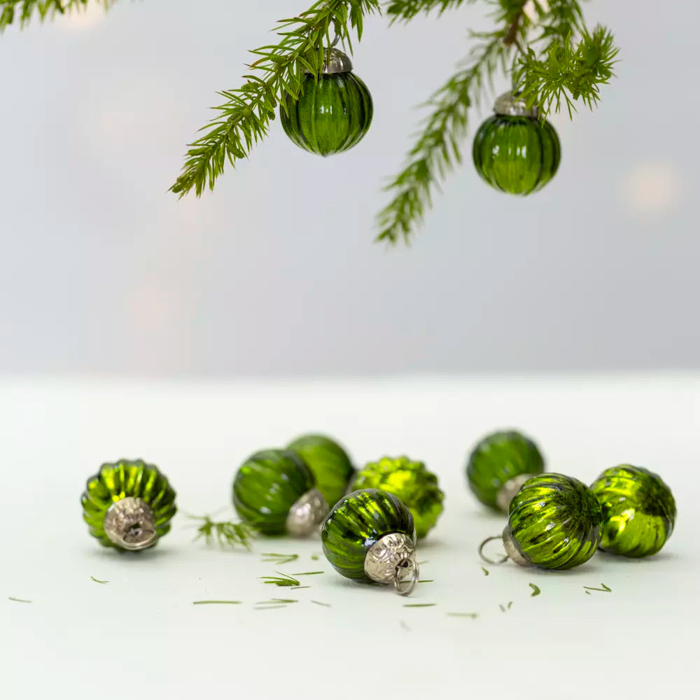 Ribbed Assorted Green Round Bauble - MK24999 - Uneeka