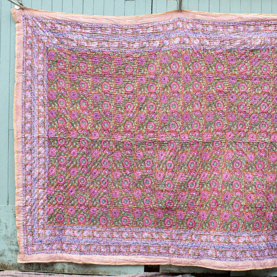 Nayla Block Printed Floral Indian Quilt - GAT312 - Uneeka