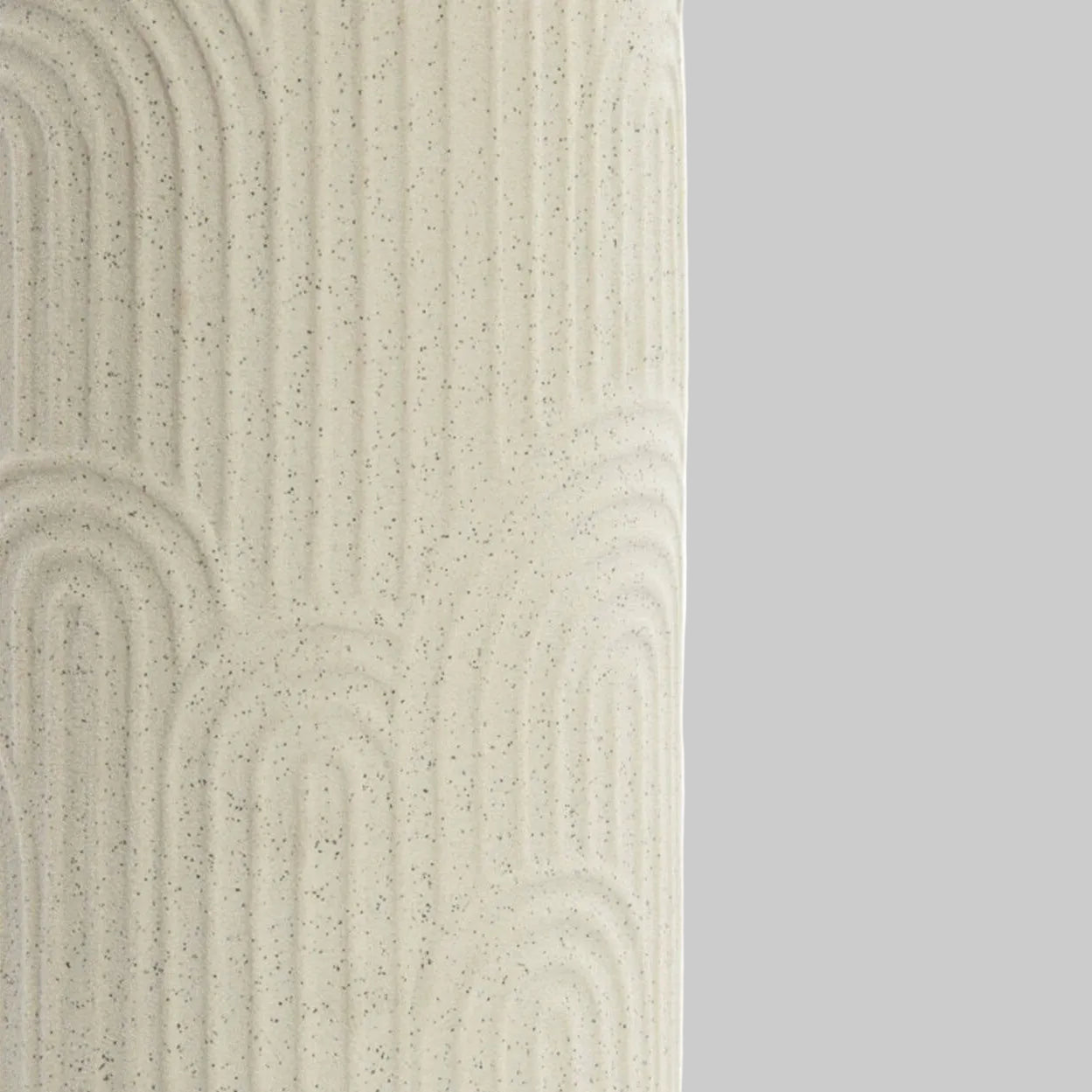Cream Ceramic Embossed Table Lamp Base - 1736943 - 	8717807683177