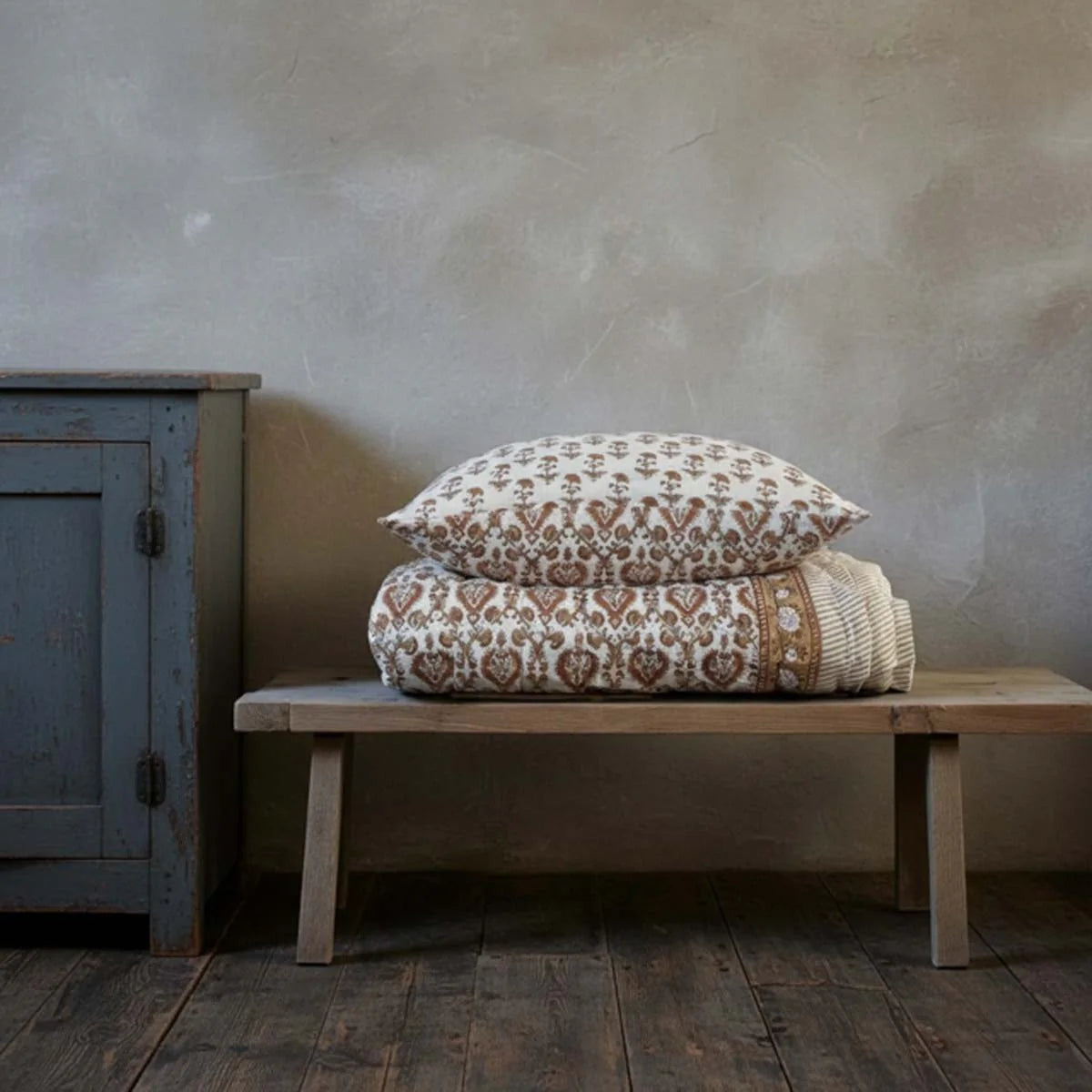 Mundota Floral Print Bedspread - Ochre Yellow - Uneeka