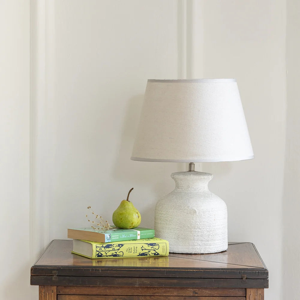 Small Ceramic Lamp with Cream Shade - YH21906 - Uneeka