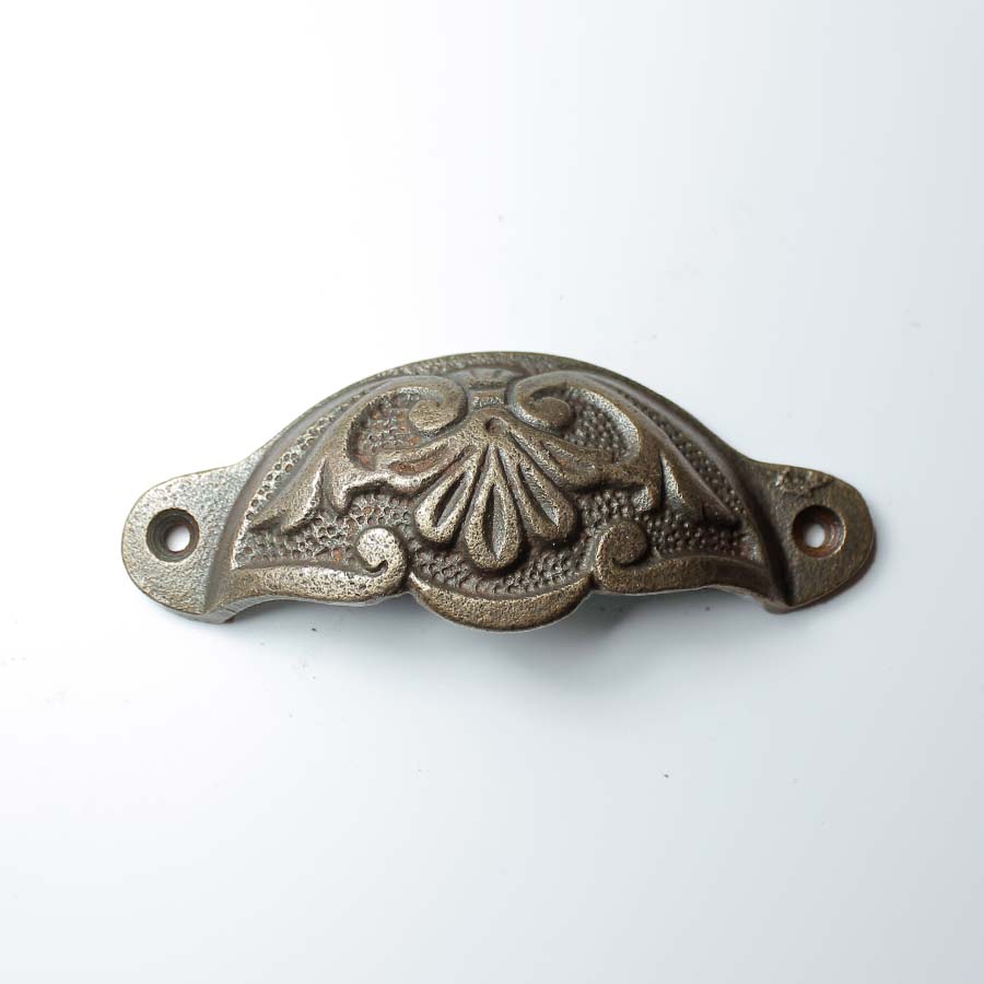 Antique Brass Fancy Slim Cup Handle - 01.087F.AB.108 - Uneeka