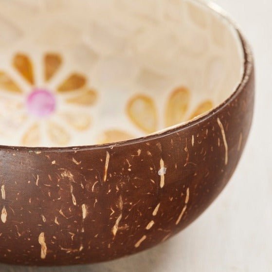 Flower Pattern Coconut Shell Trinket Dish - BW14 - Uneeka