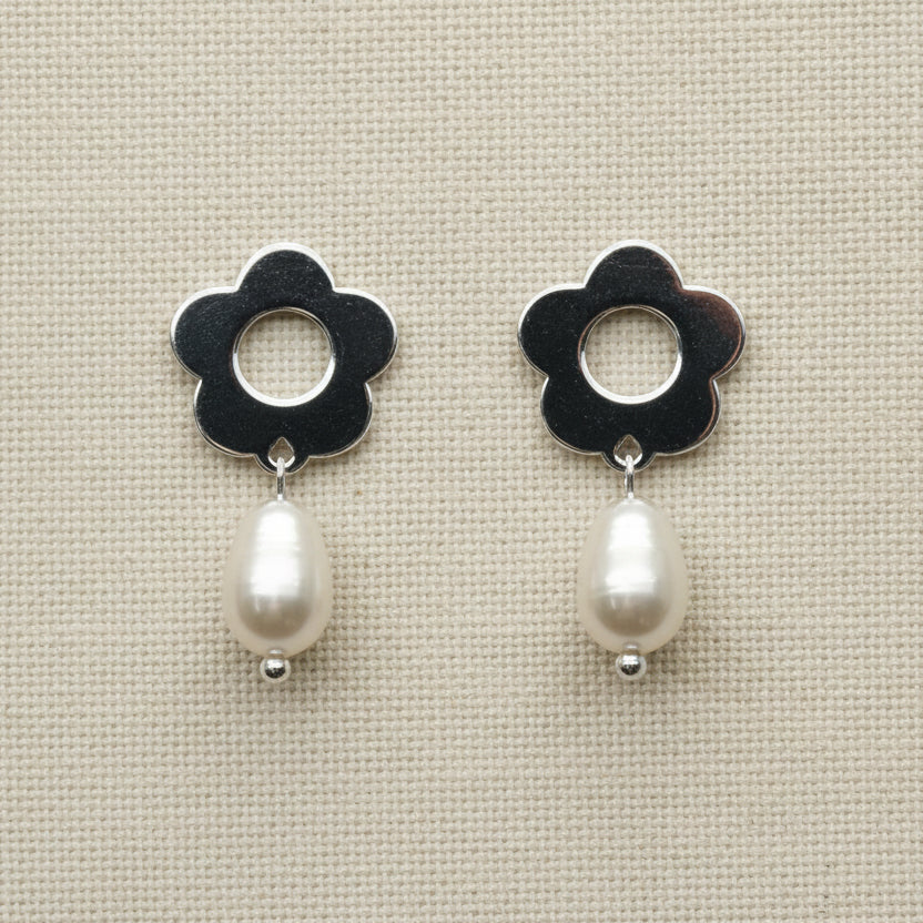 Flower Shape & Natural Pearl Drop Earrings - CE - 4237 - SL - Uneeka