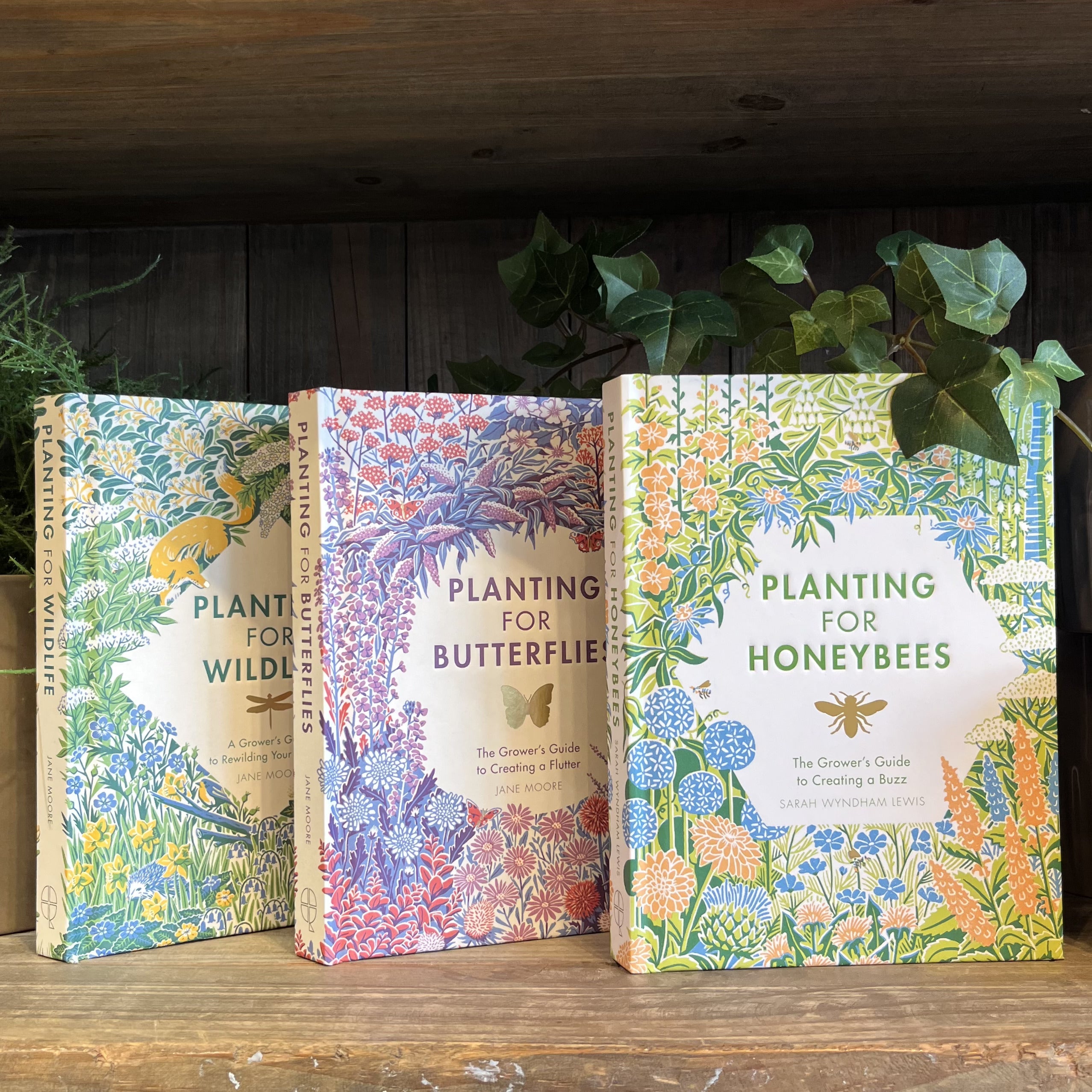 Planting For Butterflies Gardening Book - B050148 - Uneeka