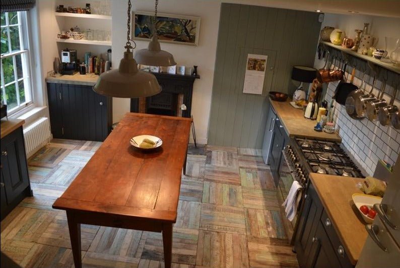 Reclaimed Wooden Flooring - RWF1 - Uneeka