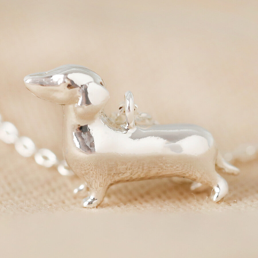 Sausage Dog Pendant Necklace - 23944 - Uneeka
