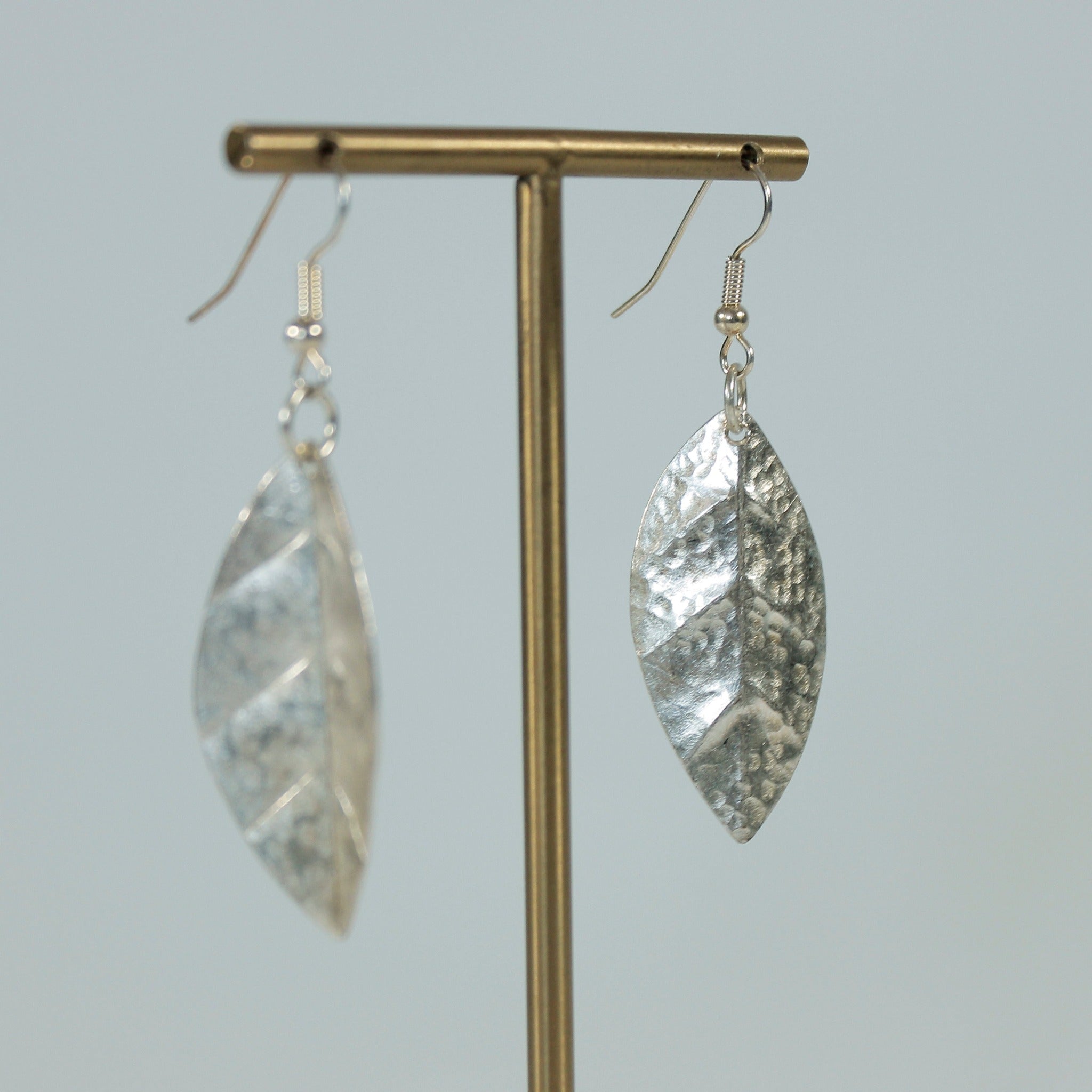 Silver Plate Small Veined Leaf Earrings - JEMS30 - Uneeka