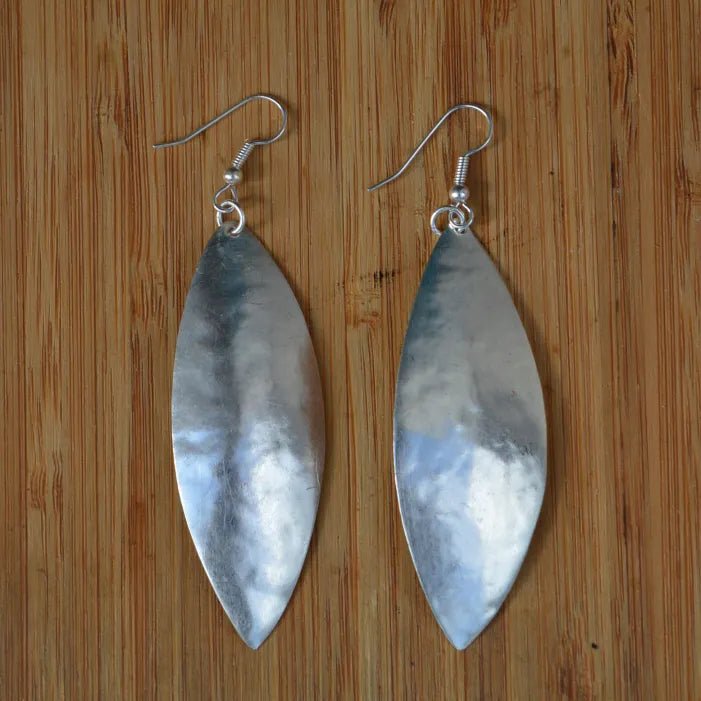 Silver Plated Plain Wide Leaf Earrings - JEMS3 - Uneeka