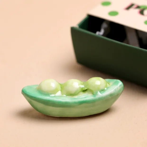 Tiny Matchbox Ceramic Peas in a Pod Token - 76647 - Uneeka