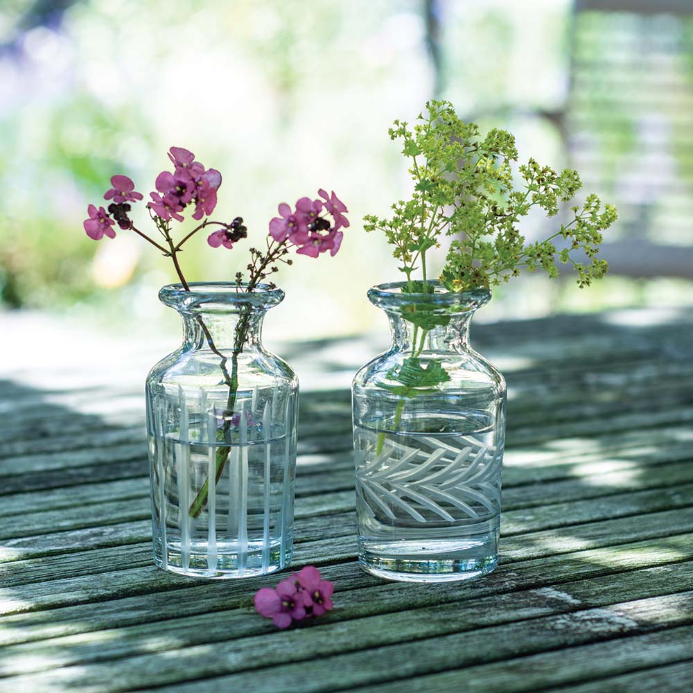 Vintage Style Etched Bud Vases - MK20616 - 1 - Uneeka